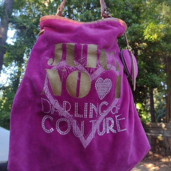 Juicy Couture Handbags - Violet vintage Juicy Couture shoulder bag with gold heart charm bag